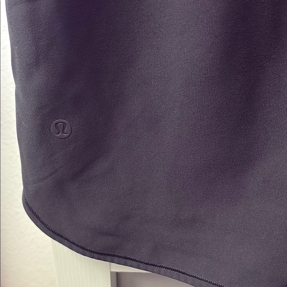 Lululemon Size 2 On the fly skirt Black NWT Medium Rise - Picture 3 of 6